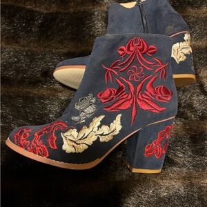 Anthropologie Billy Ella floral red white blue ankle booties 6
